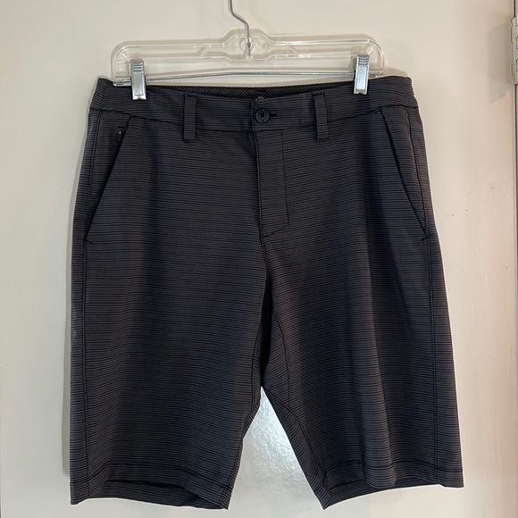 Hang Ten hybrid shorts. - Picture 1 of 10